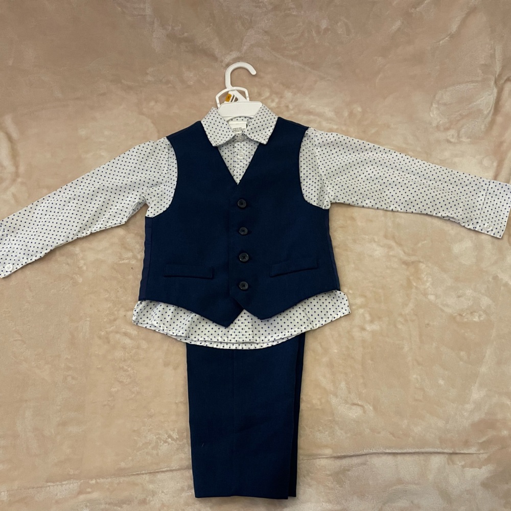 NWOT 3T Toddler Van Heusen Vest, Poplin Shirt, and Pants set